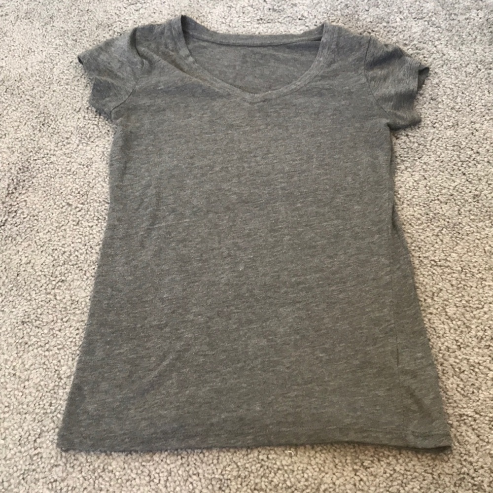 Casual grey t.